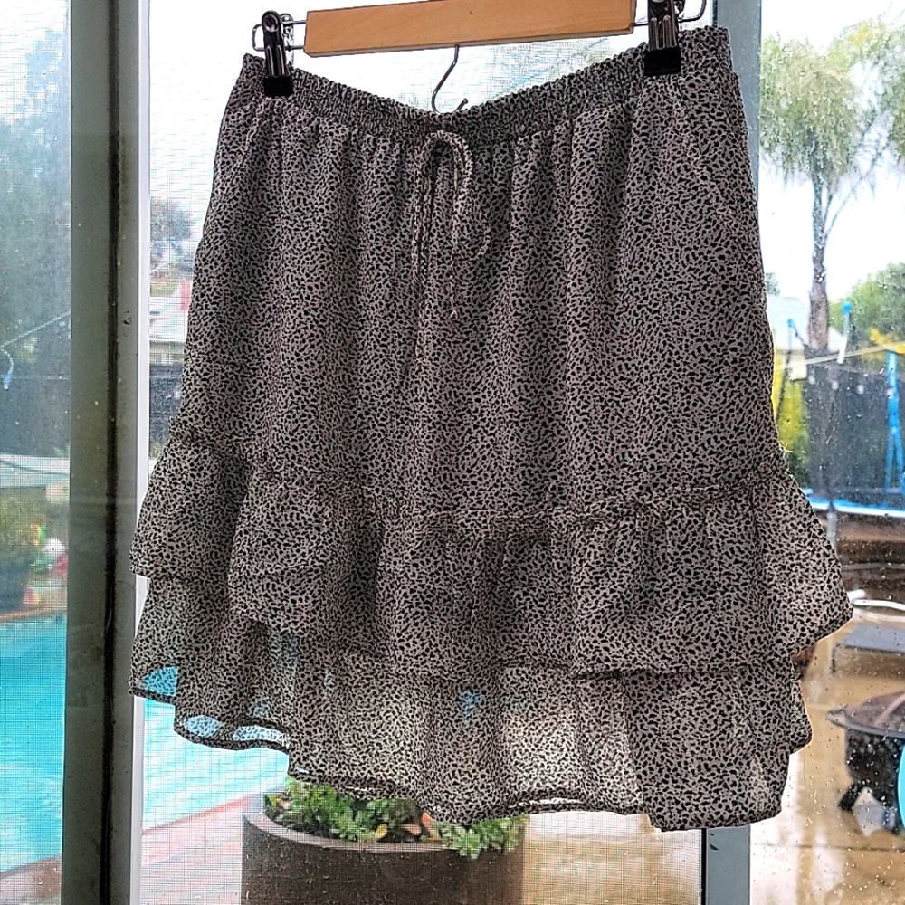 BRAND NEW ☆with the 🏷tags! Sienna Sky Skirt